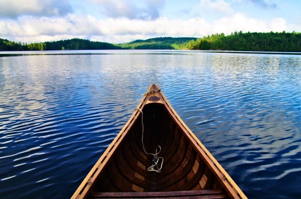 Canoe trip Ontario tourism theBOO